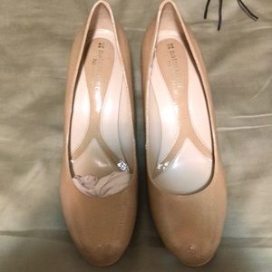 Naturalizer Tan Heels